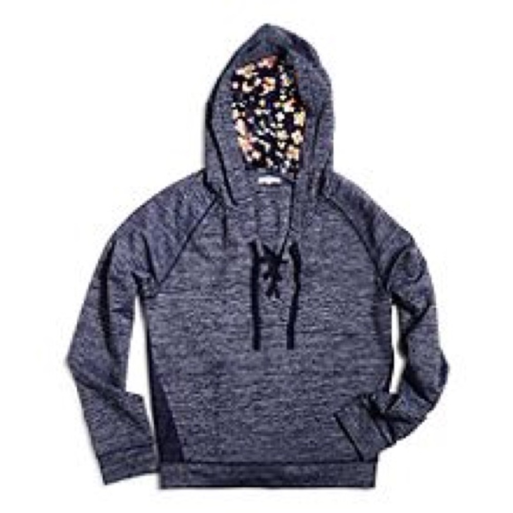 Vera Bradley lounge hoodie cut vines size L NWT